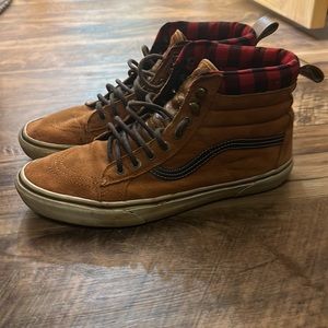 Vans hi top